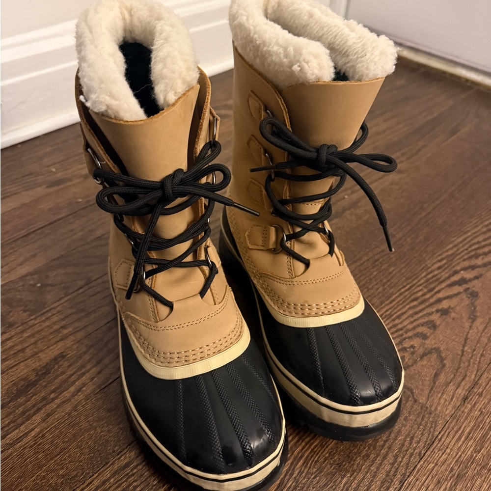Women’s Sorel boots - Caribou